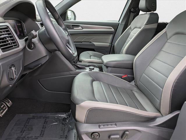 Used 2021 Volkswagen Atlas Cross Sport SEL Premium image 19