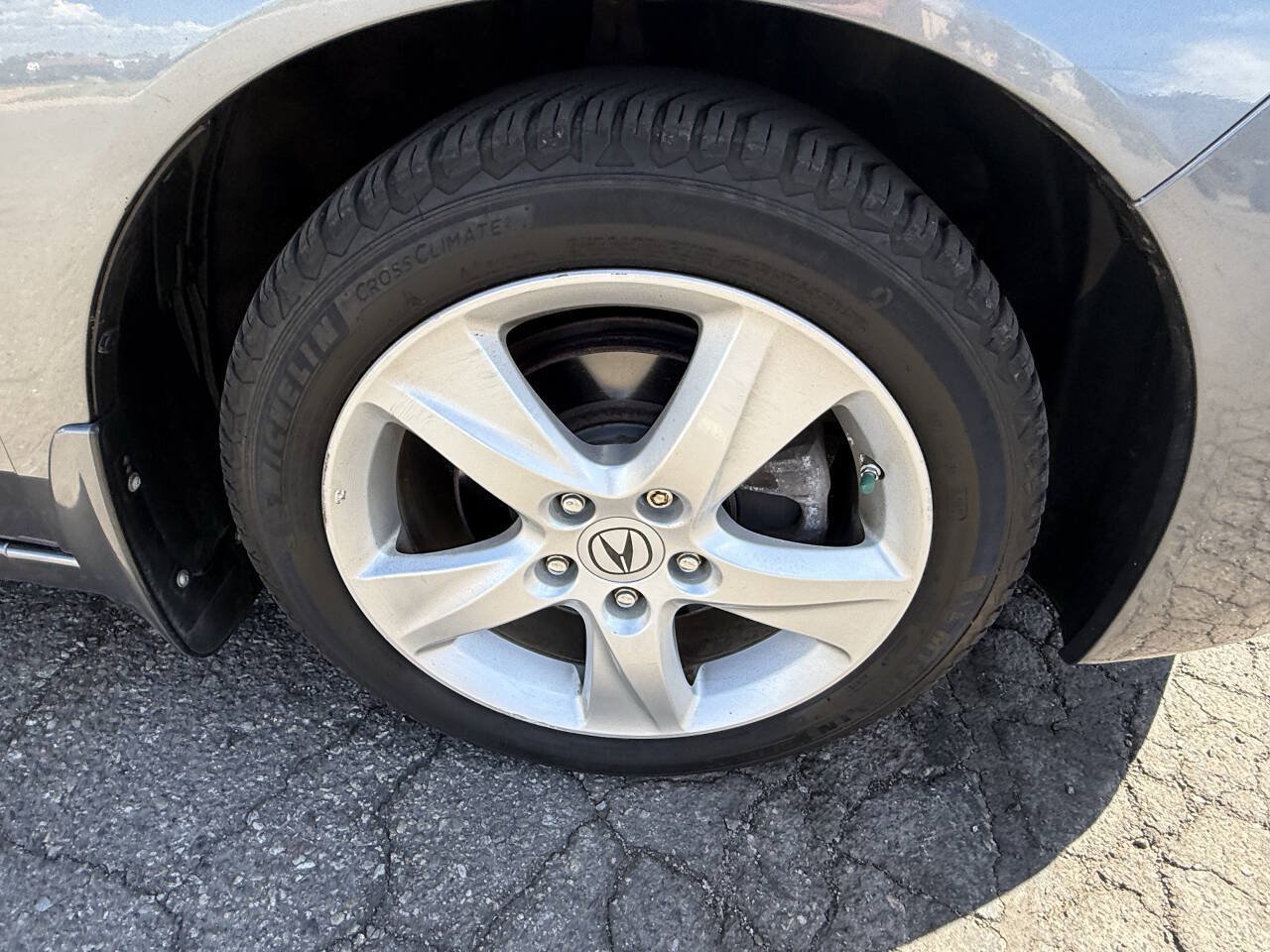 Used 2010 Acura TSX w/ Technology Package FWD image 11