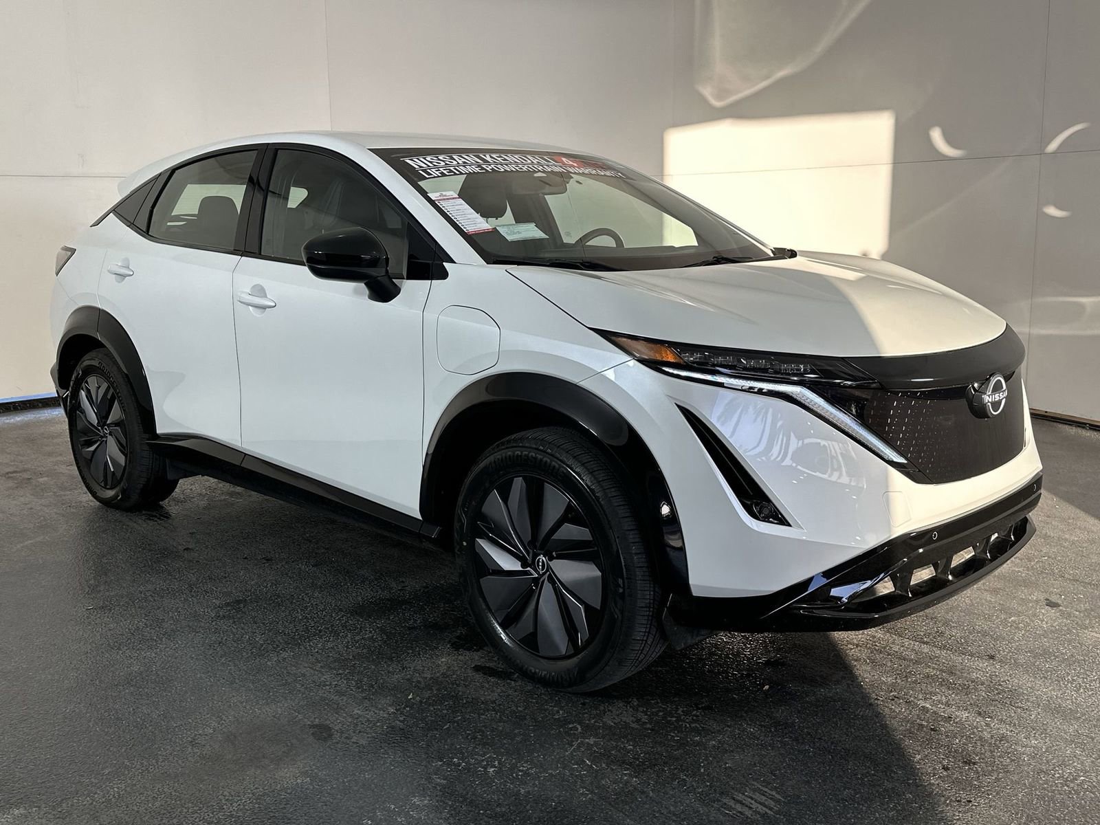 Certified 2024 Nissan Ariya AWD image 2