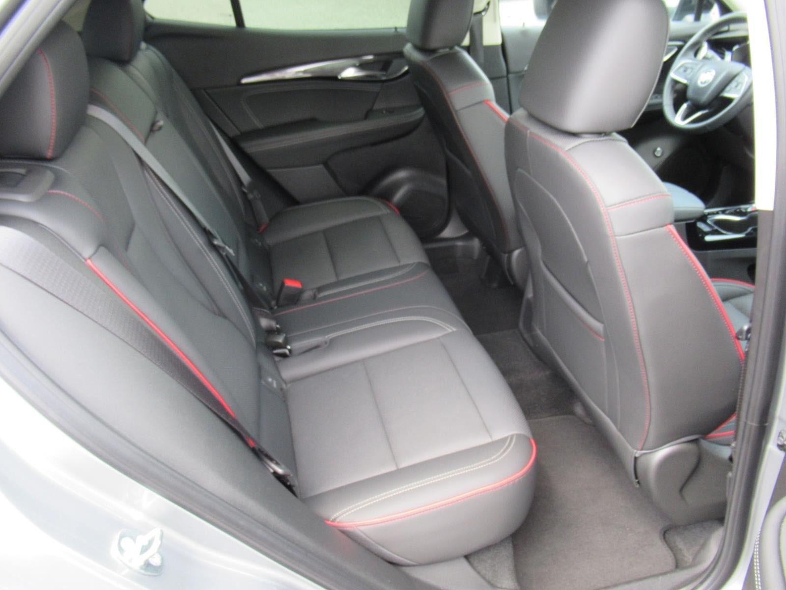 Used 2023 Buick Envision Essence w/ Sport Touring Package FWD image 29