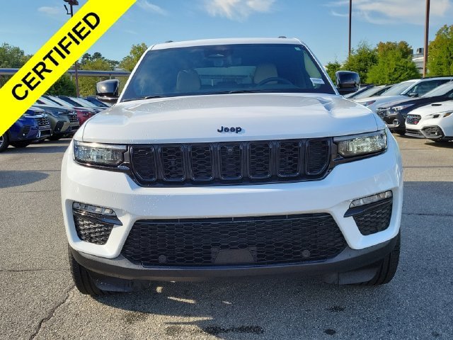 Certified 2025 Jeep Grand Cherokee Limited w/ Luxury Tech Group II RWD image 2