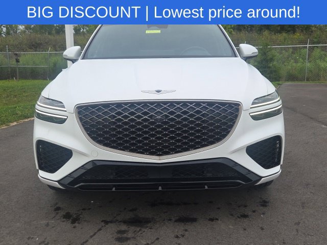 Used 2022 Genesis GV70 3.5T Sport w/ Sport Prestige Package AWD/4WD image 3