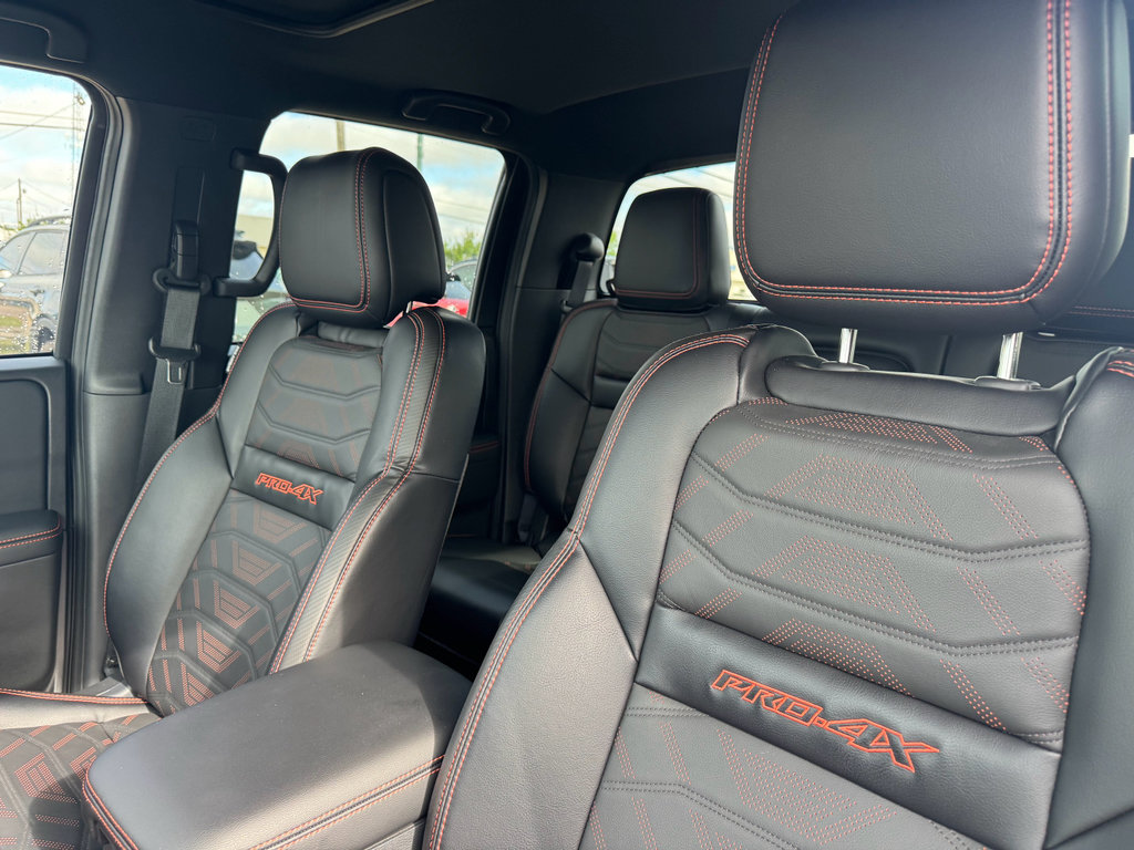 Used 2025 Nissan Frontier PRO-4X w/ Pro Premium Package AWD/4WD image 19