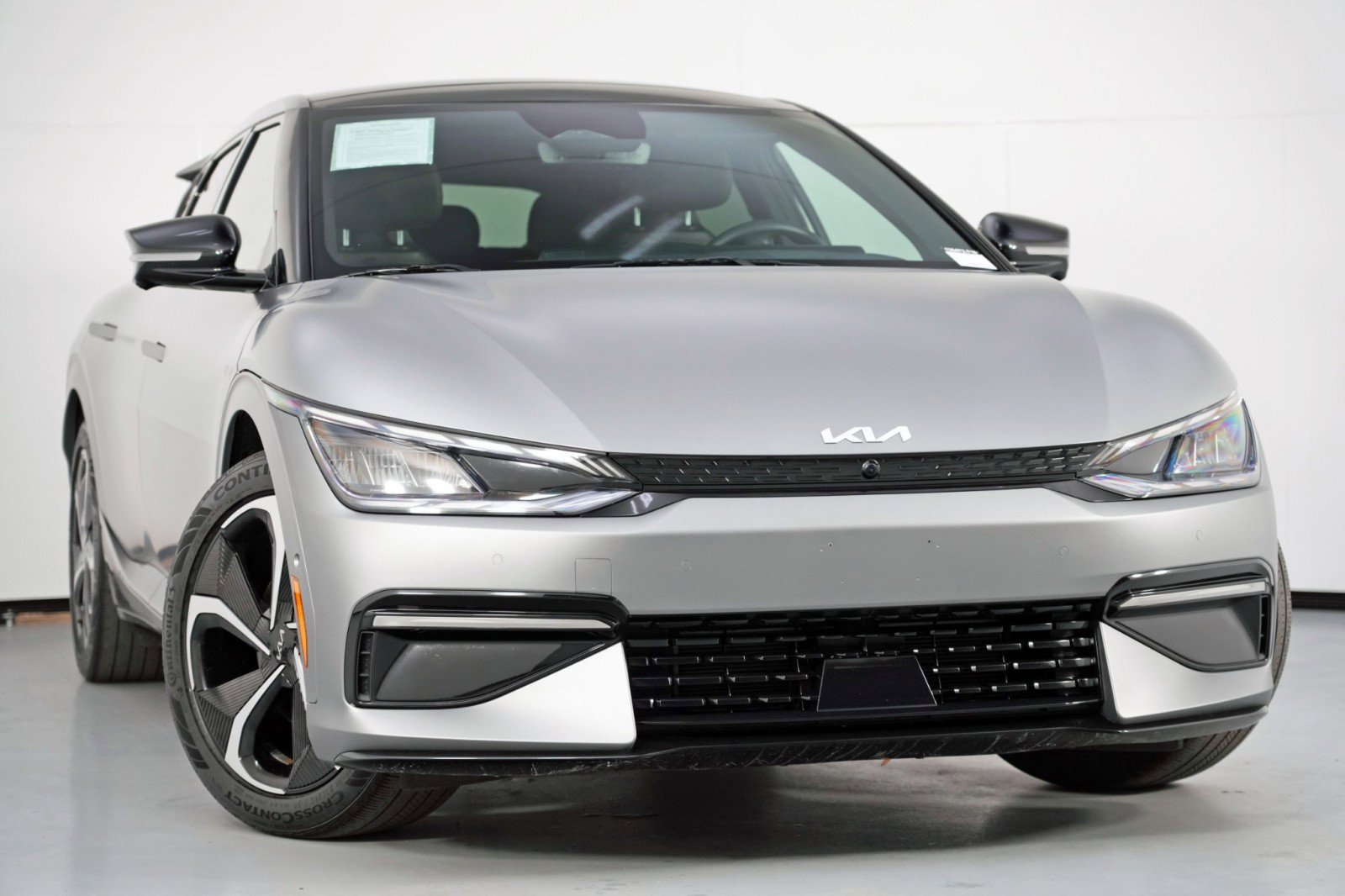 Used 2023 Kia EV6 GT-Line w/ GT-Line White Seat Package image 2