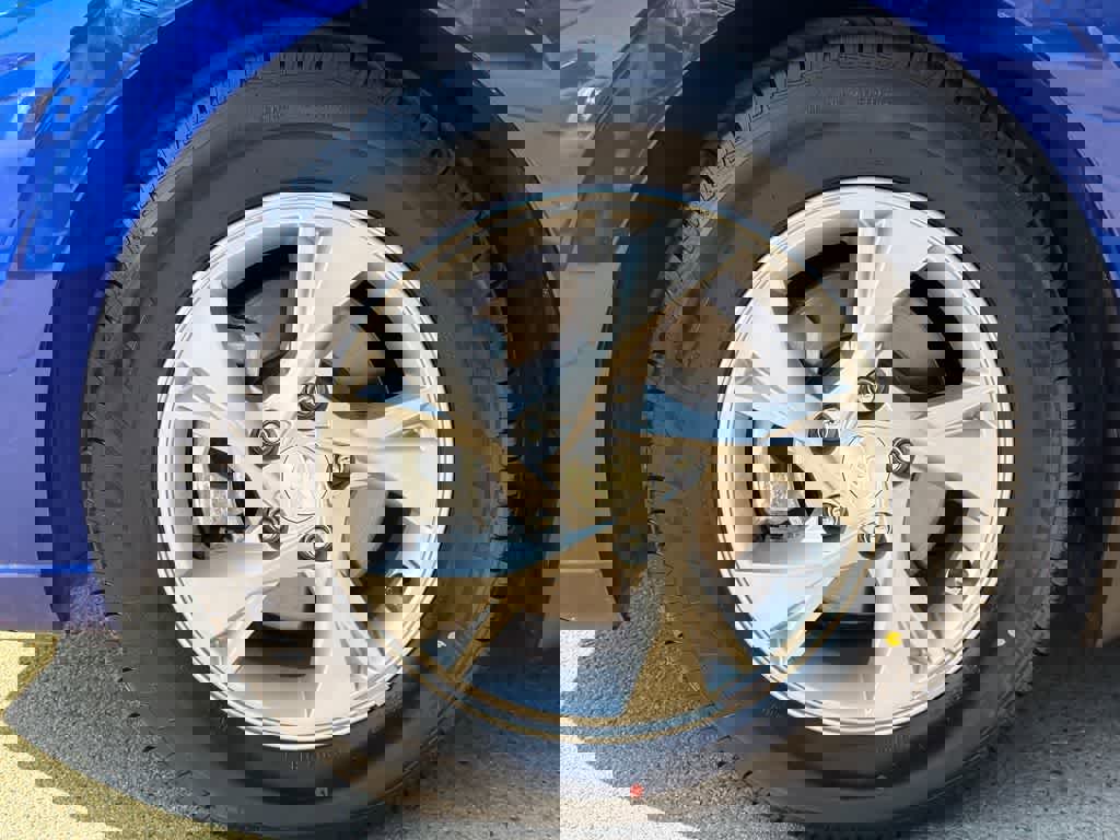 Used 2023 Hyundai Elantra SE image 9