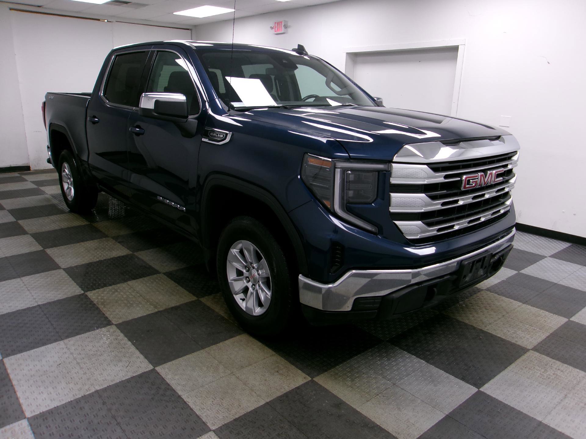 Certified 2022 GMC Sierra 1500 SLE image 14