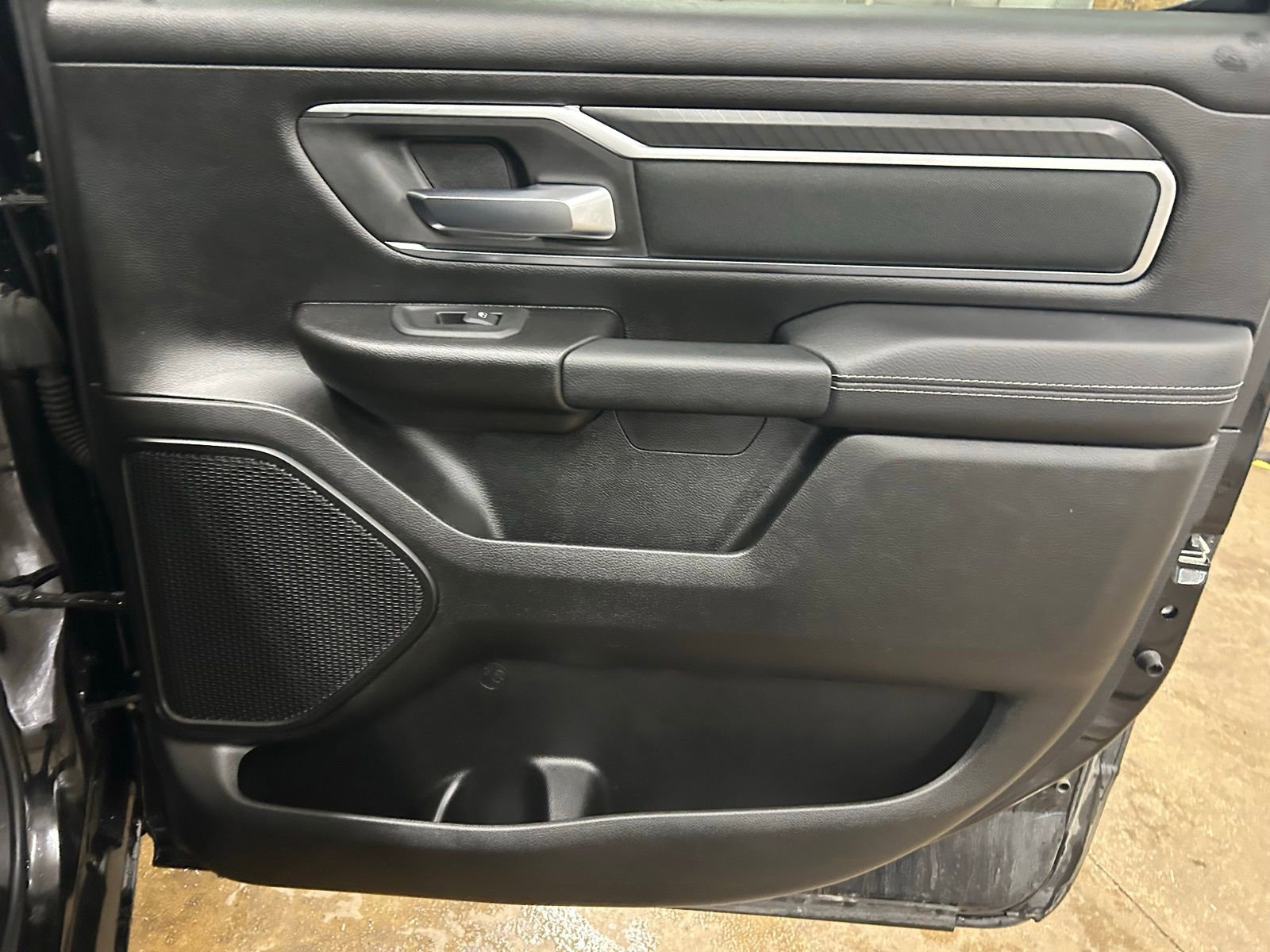 Used 2025 RAM 1500 Big Horn AWD/4WD image 28
