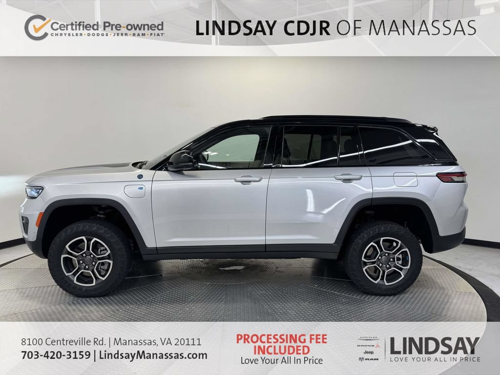 Used 2024 Jeep Grand Cherokee Trailhawk w/ Advanced Protech Group II AWD/4WD image 6