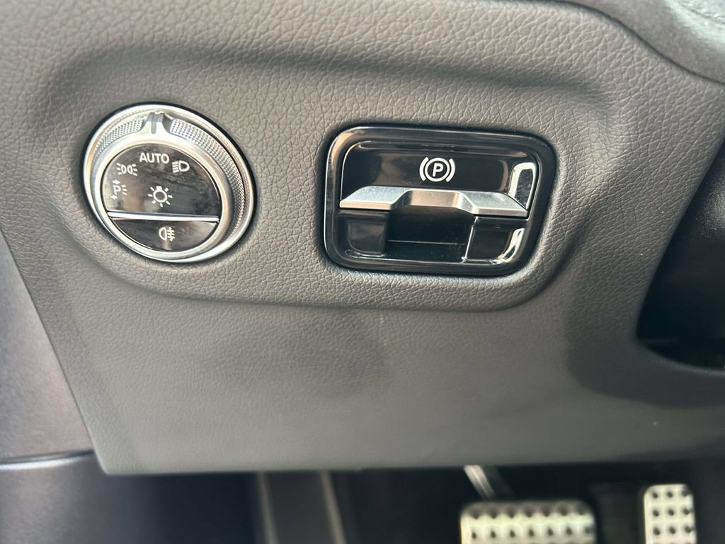 Used 2022 Mercedes-Benz EQS AMG 4MATIC image 21