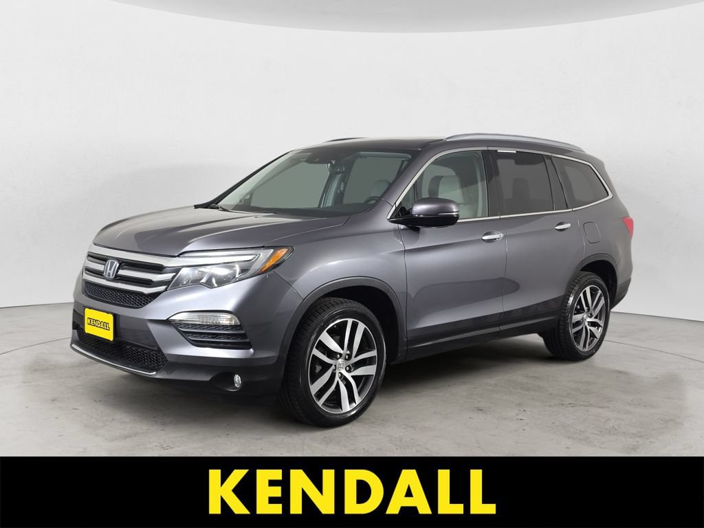 Used 2016 Honda Pilot Touring image 1
