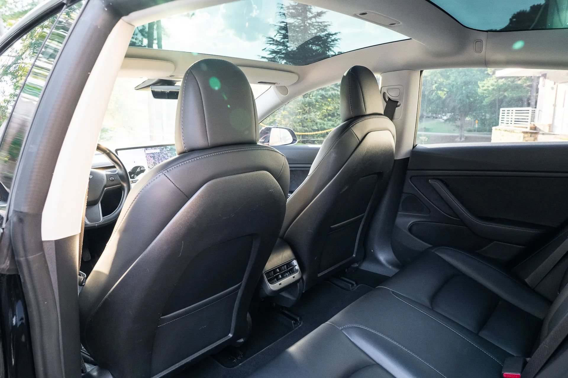 Used 2018 Tesla Model 3 Long Range AWD/4WD image 28