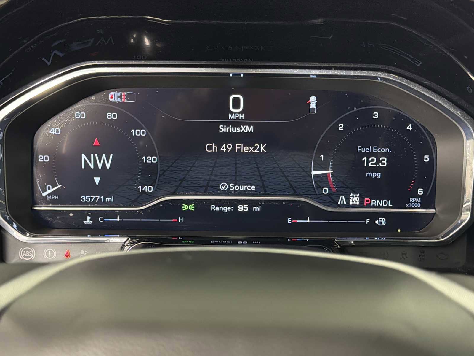 Used 2025 GMC Sierra 1500 SLT image 26