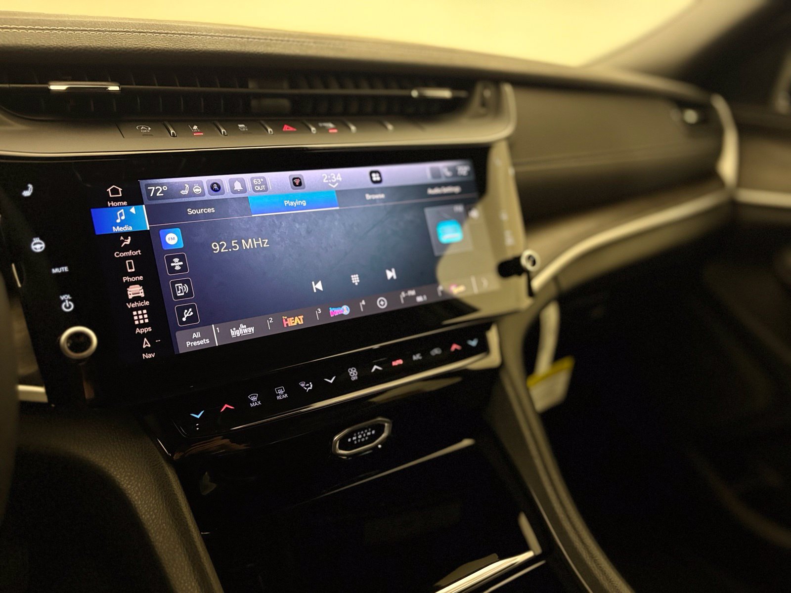 New 2027 Jeep Grand Cherokee 4WD image 9