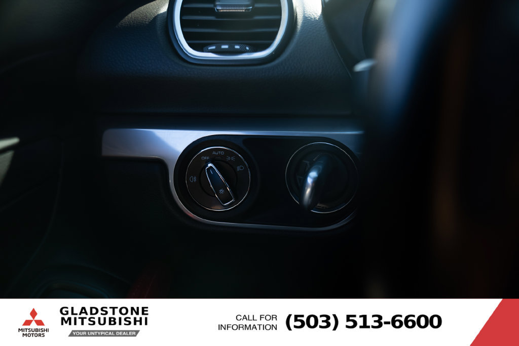 Used 2018 Porsche 718 Cayman RWD image 14