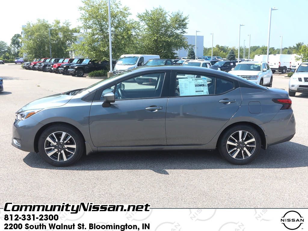 New 2025 Nissan Versa SV w/ Trunk Package image 3