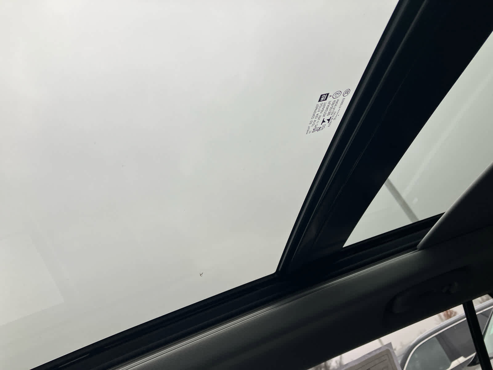 Used 2022 GMC Terrain SLE w/ Driver Convenience Package image 19