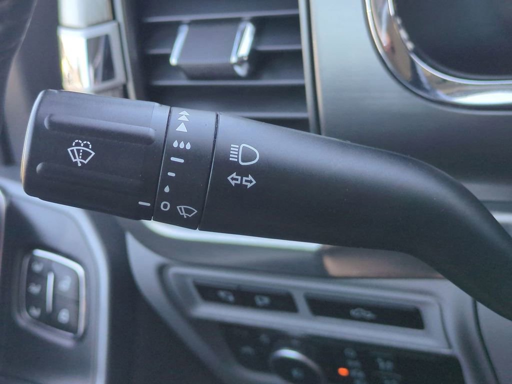 Certified 2023 Ford F150 Lariat w/ FX4 Off-Road Package image 27