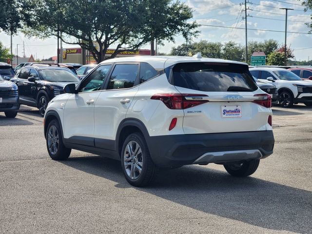 Used 2022 Kia Seltos LX image 4