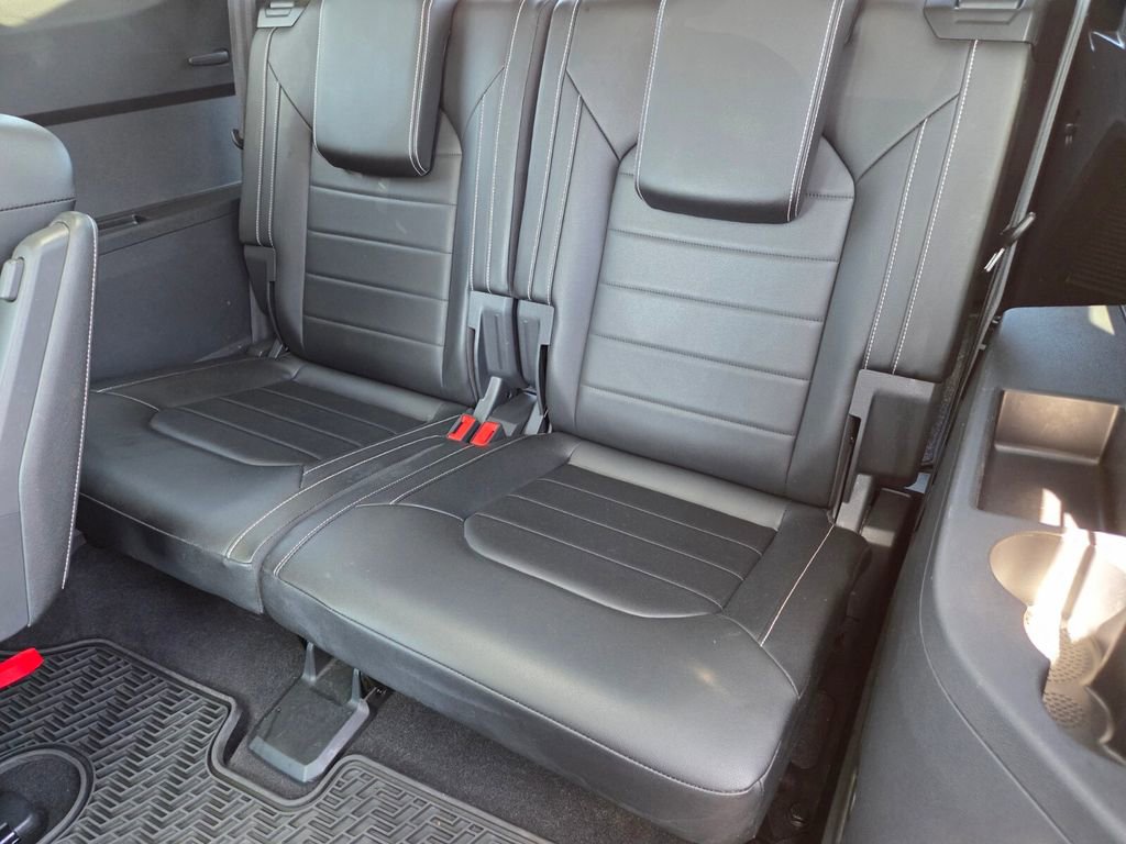 Used 2024 Volkswagen Atlas SEL image 18