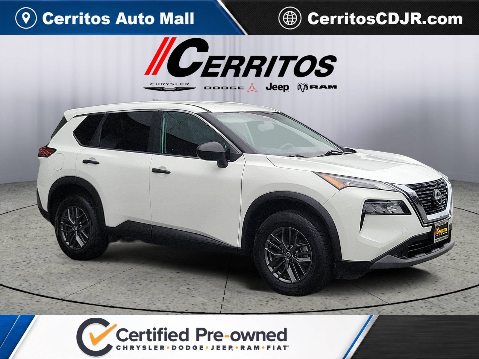 Used 2023 Nissan Rogue S FWD image 1