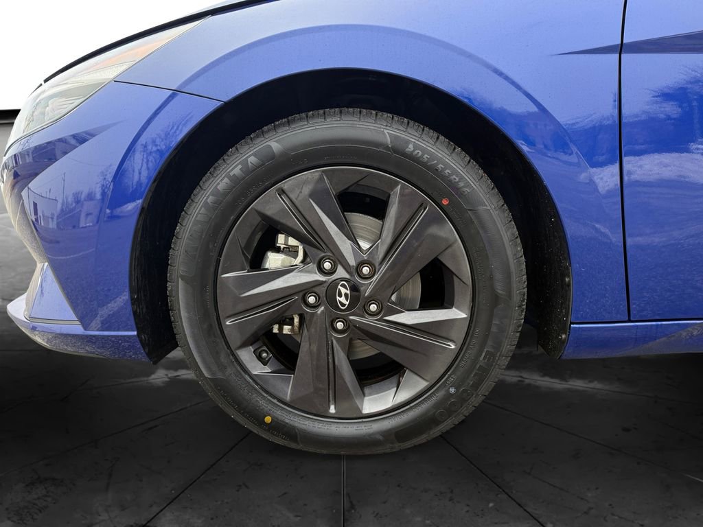 Used 2022 Hyundai Elantra SEL w/ Cargo Package image 14