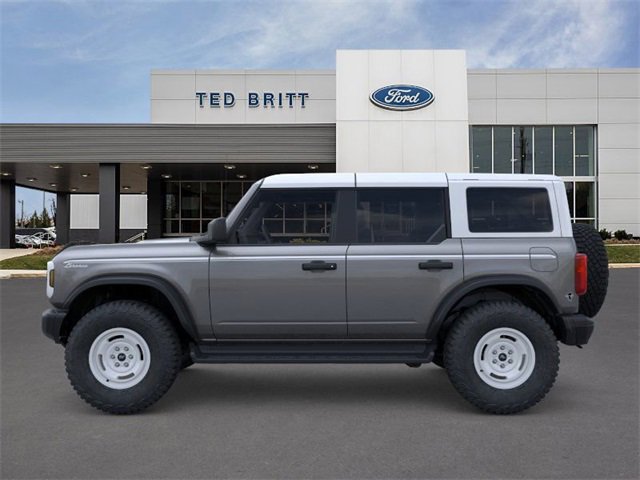 New 2025 Ford Bronco Heritage Edition image 4
