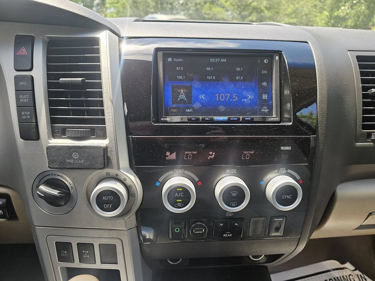 Used 2008 Toyota Sequoia SR5 AWD/4WD image 18
