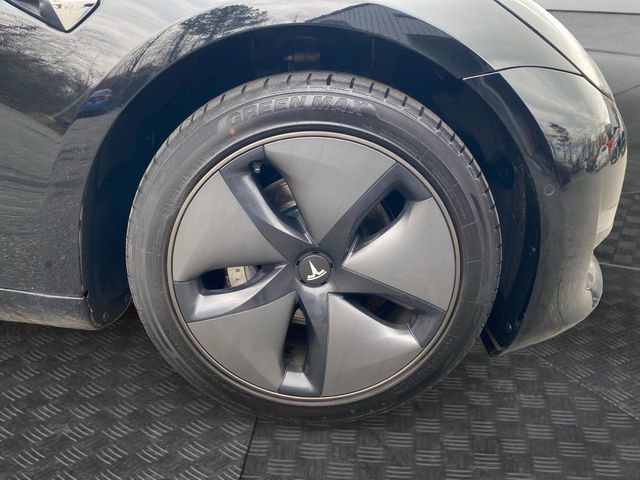 Used 2018 Tesla Model 3 Long Range image 32