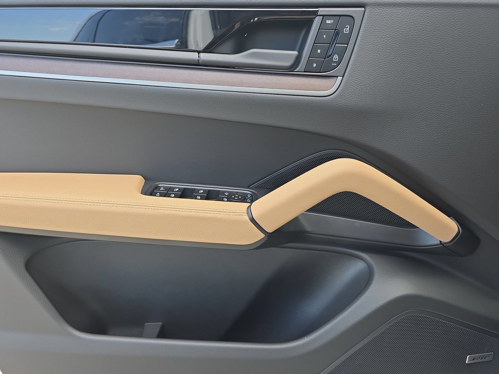 New 2026 Porsche Cayenne AWD/4WD image 15