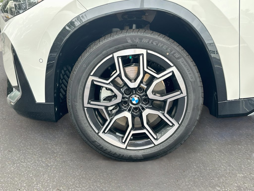 New 2027 BMW X1 xDrive28i AWD/4WD image 34