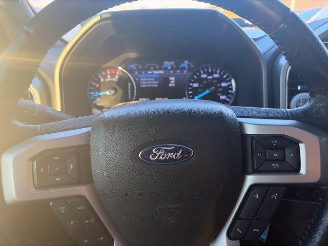 Used 2022 Ford F250 Lariat w/ Black Appearance Package AWD/4WD image 18