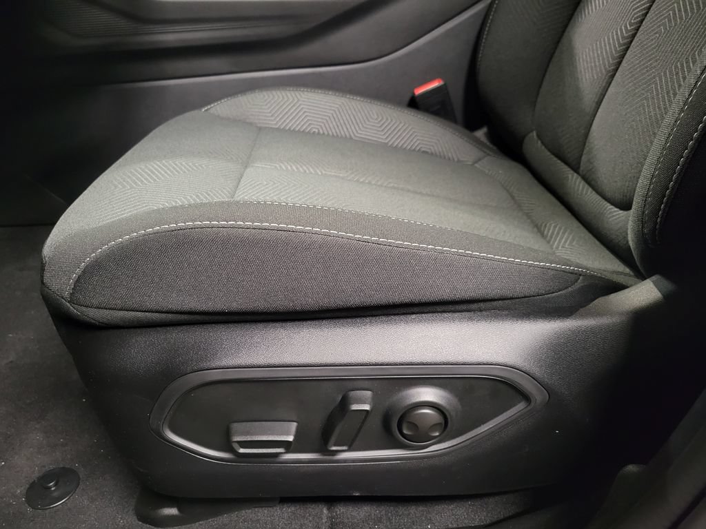 New 2026 Jeep Cherokee Laredo AWD/4WD image 15