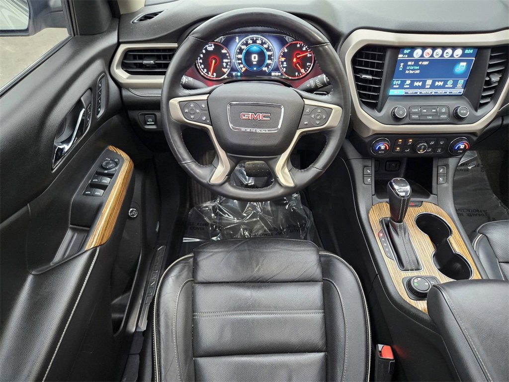 Used 2017 GMC Acadia Denali w/ Technology Package image 13