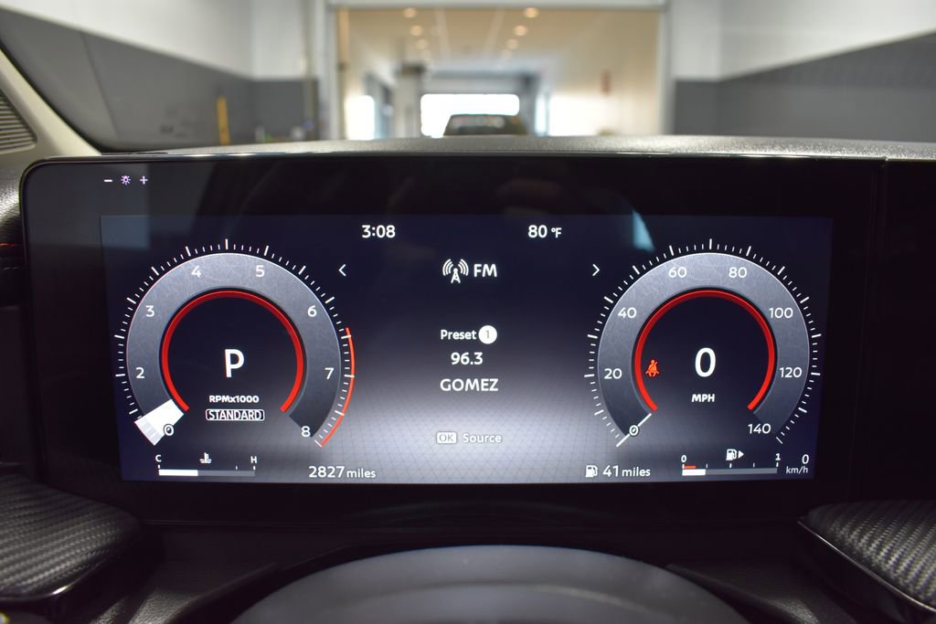 Certified 2025 Nissan Kicks SR image 26