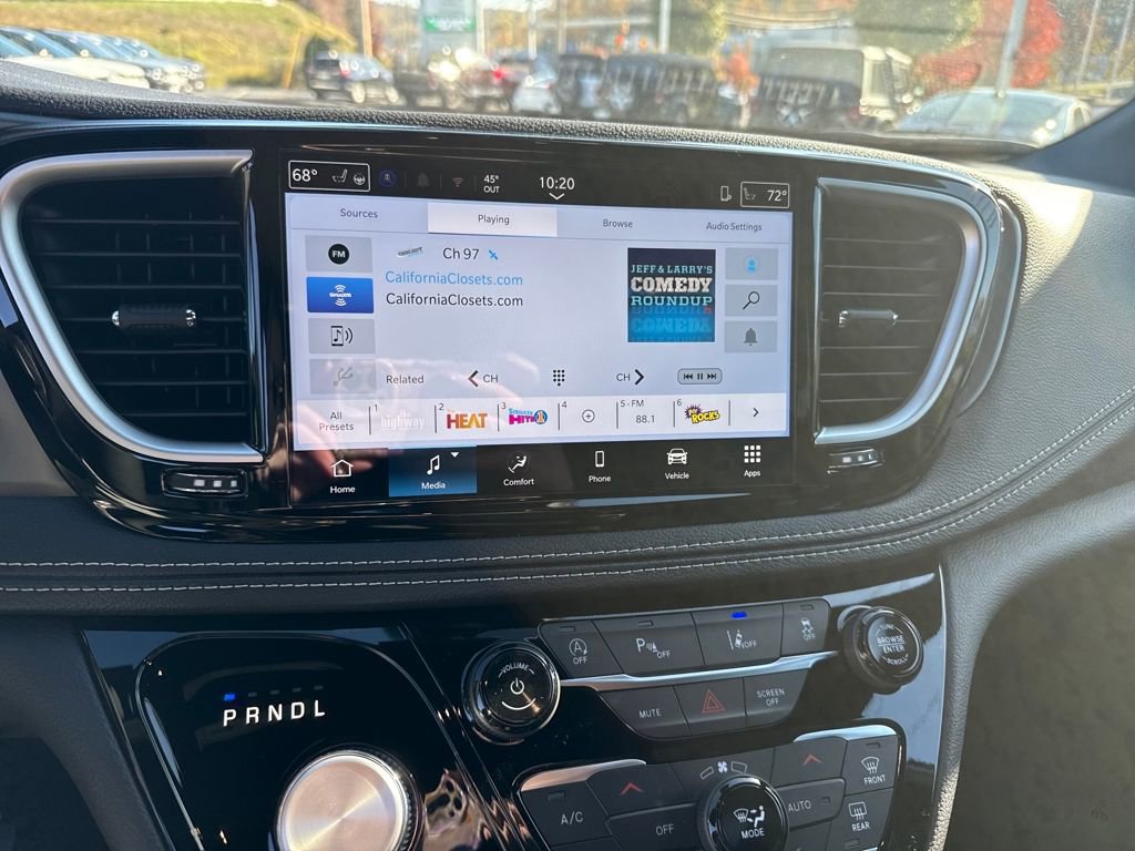 New 2026 Chrysler Pacifica Select image 19