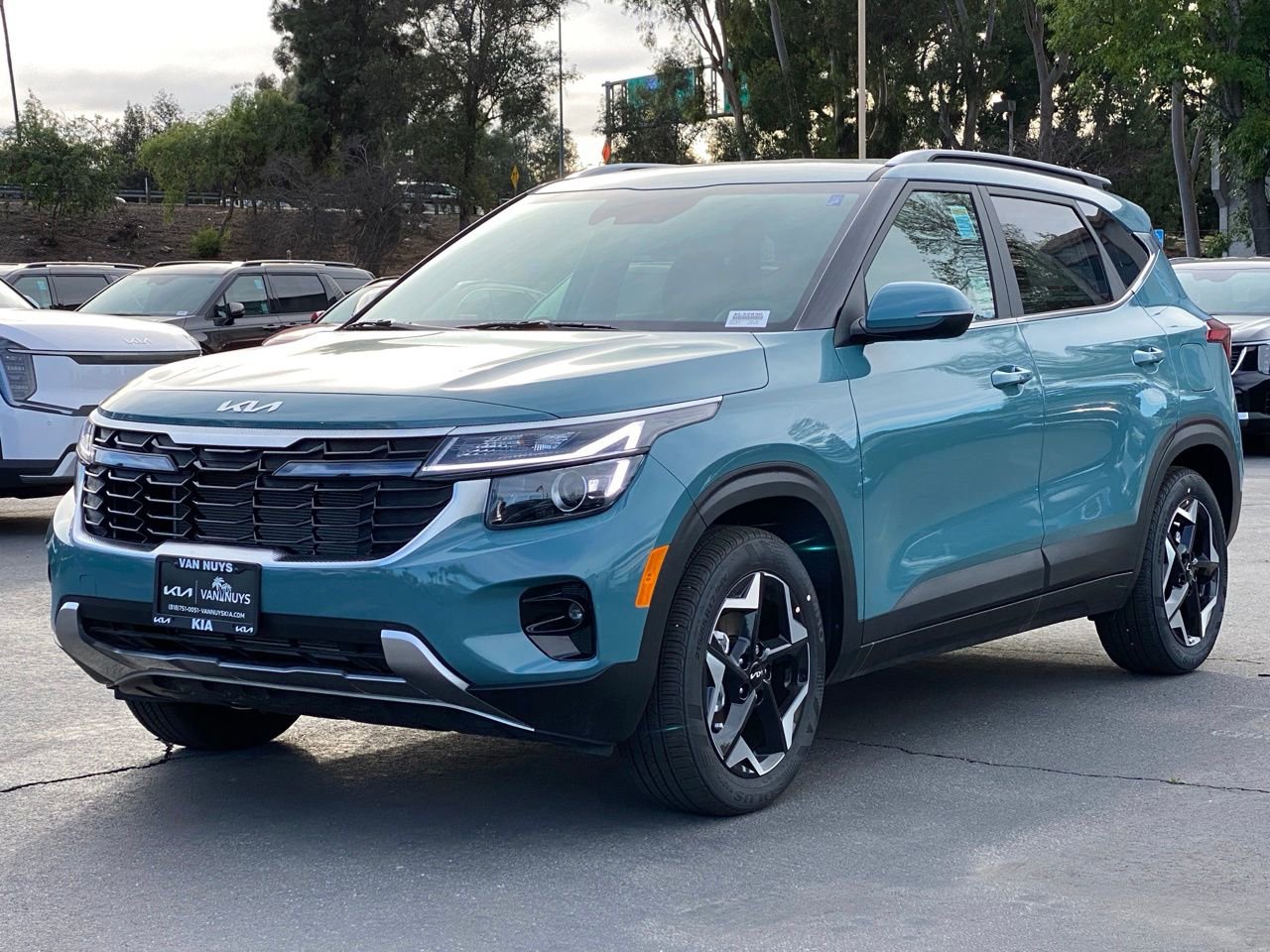 New 2026 Kia Seltos EX FWD image 7