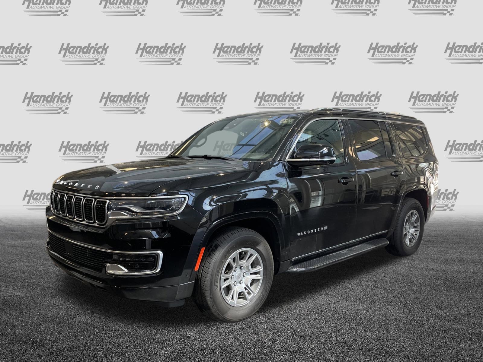 Used 2023 Jeep Wagoneer 4WD w/ Convenience Group I image 6