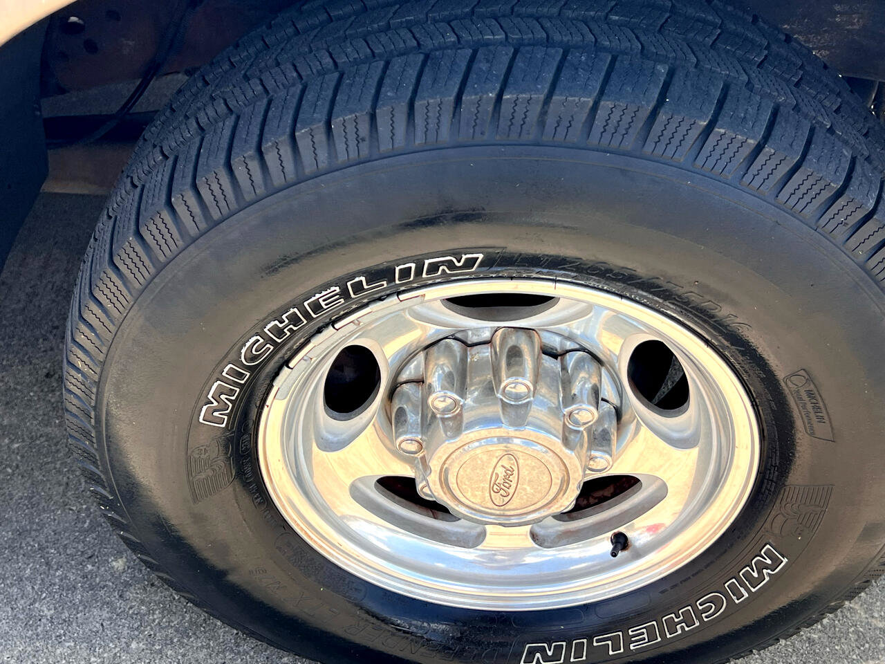 Used 2001 Ford Excursion Limited image 35