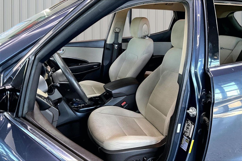 Used 2018 Hyundai Santa Fe Sport w/ 2.4L Value Package 02 FWD image 20