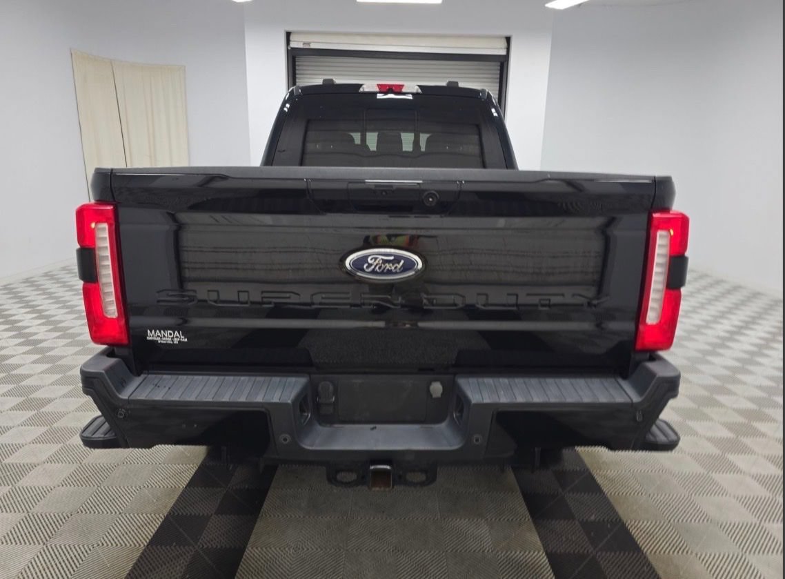Used 2023 Ford F250 Lariat w/ Sport Appearance Package AWD/4WD image 13