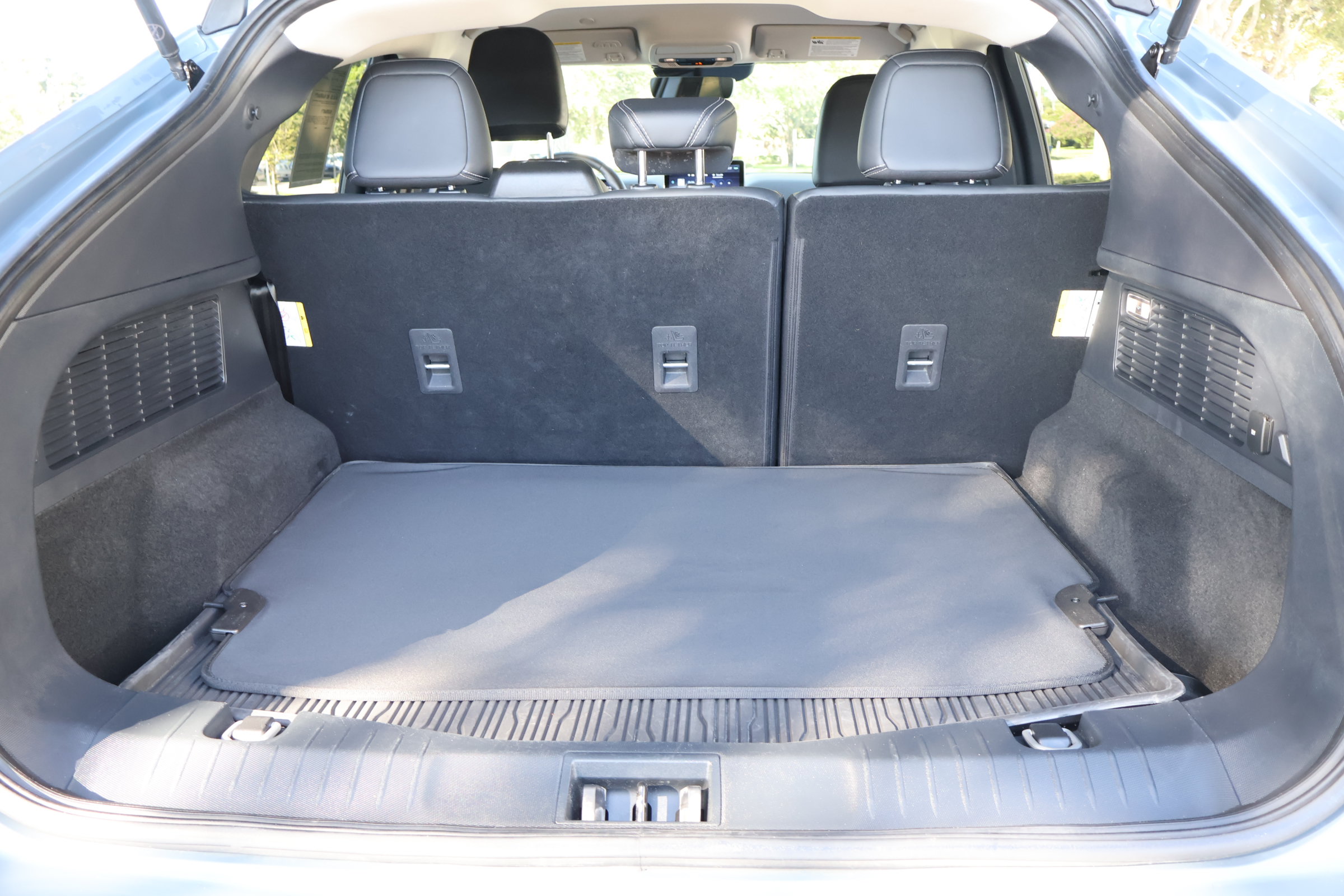Used 2024 Ford Mustang Mach-E Select w/ Comfort Package Lite RWD image 18