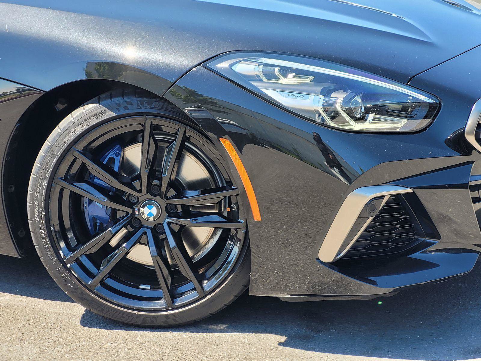 Used 2020 BMW Z4 M40i w/ Premium Package RWD image 5