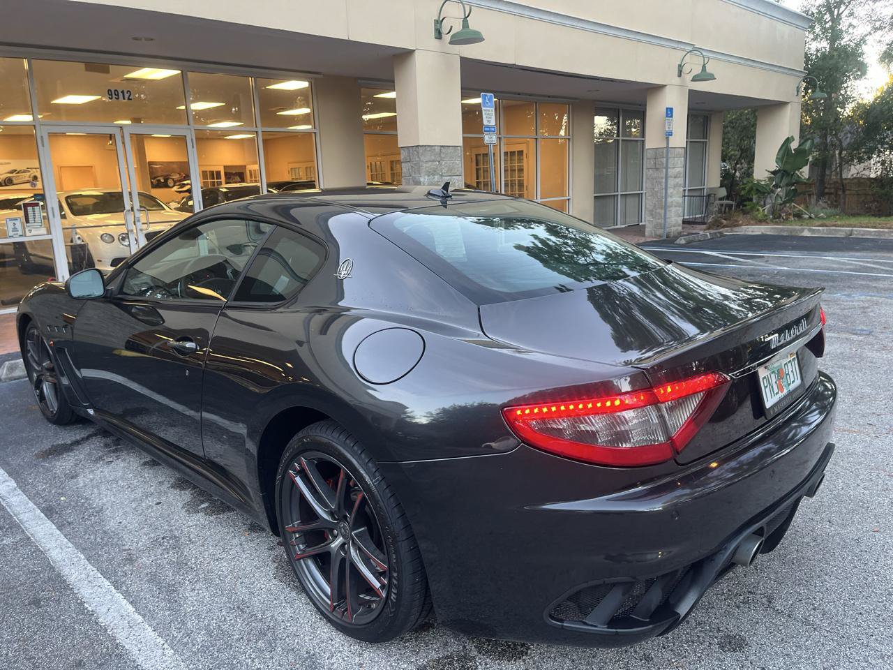 Used 2015 Maserati GranTurismo MC Centennial RWD image 10