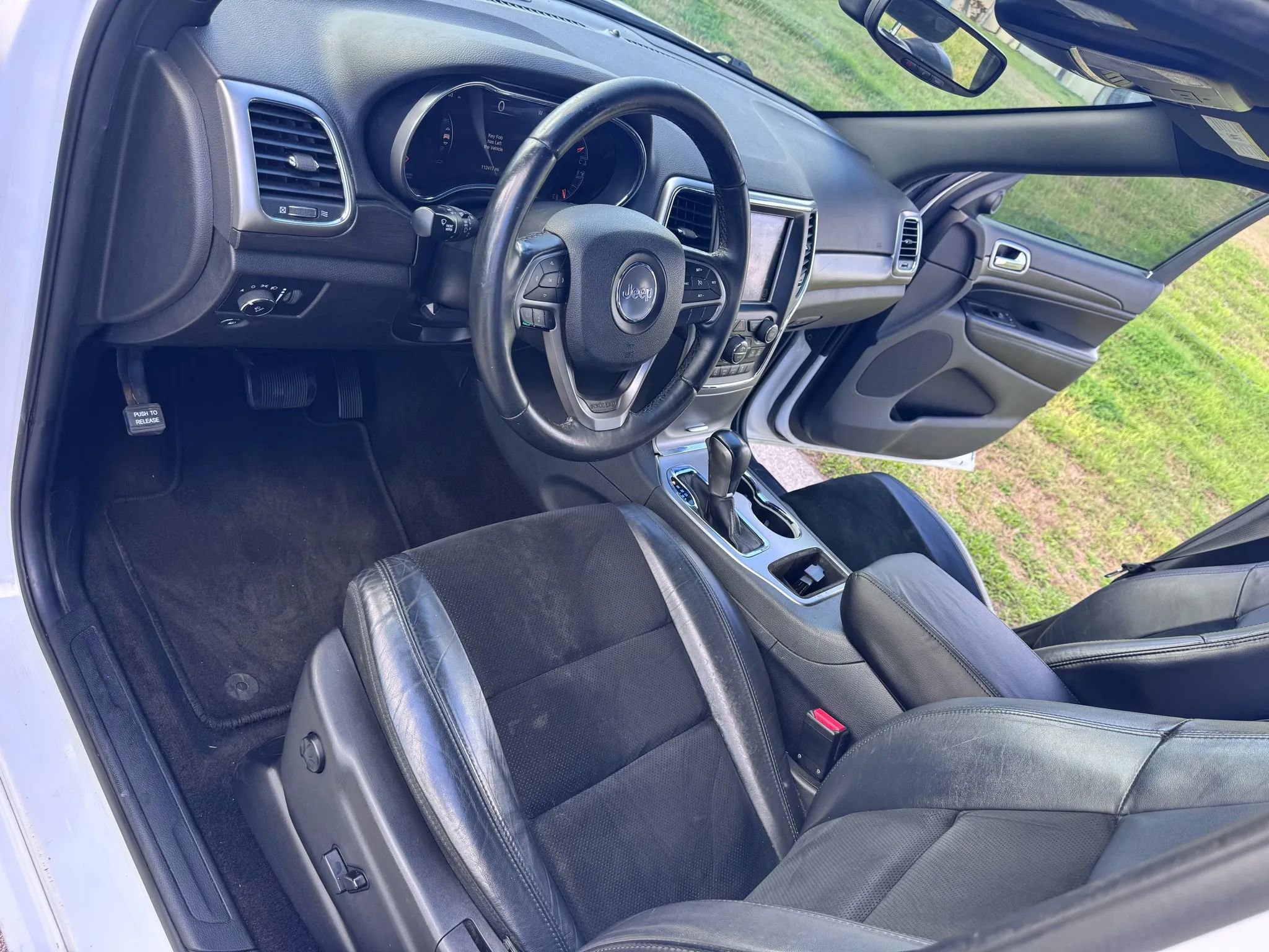 Used 2018 Jeep Grand Cherokee Altitude image 13