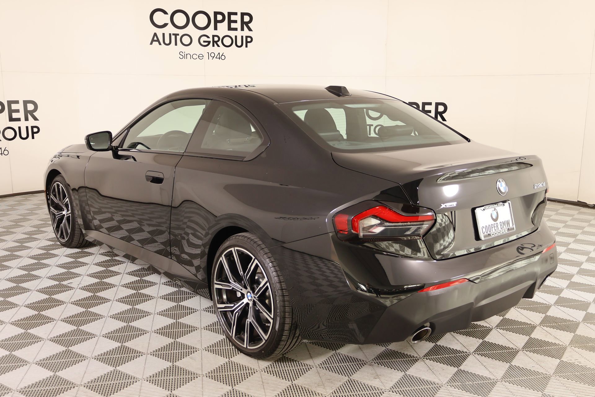 Used 2024 BMW 230i xDrive 230i xDrive w/ Convenience Package image 23