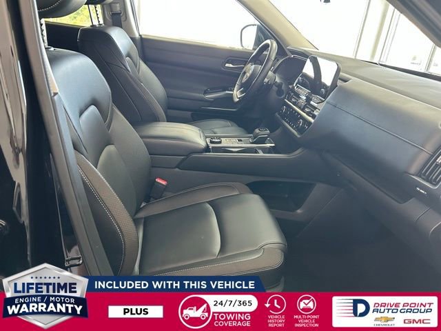 Used 2025 Nissan Pathfinder SL image 26