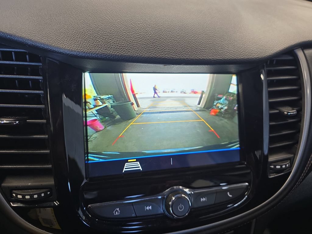 Used 2019 Chevrolet Trax LS AWD/4WD image 24