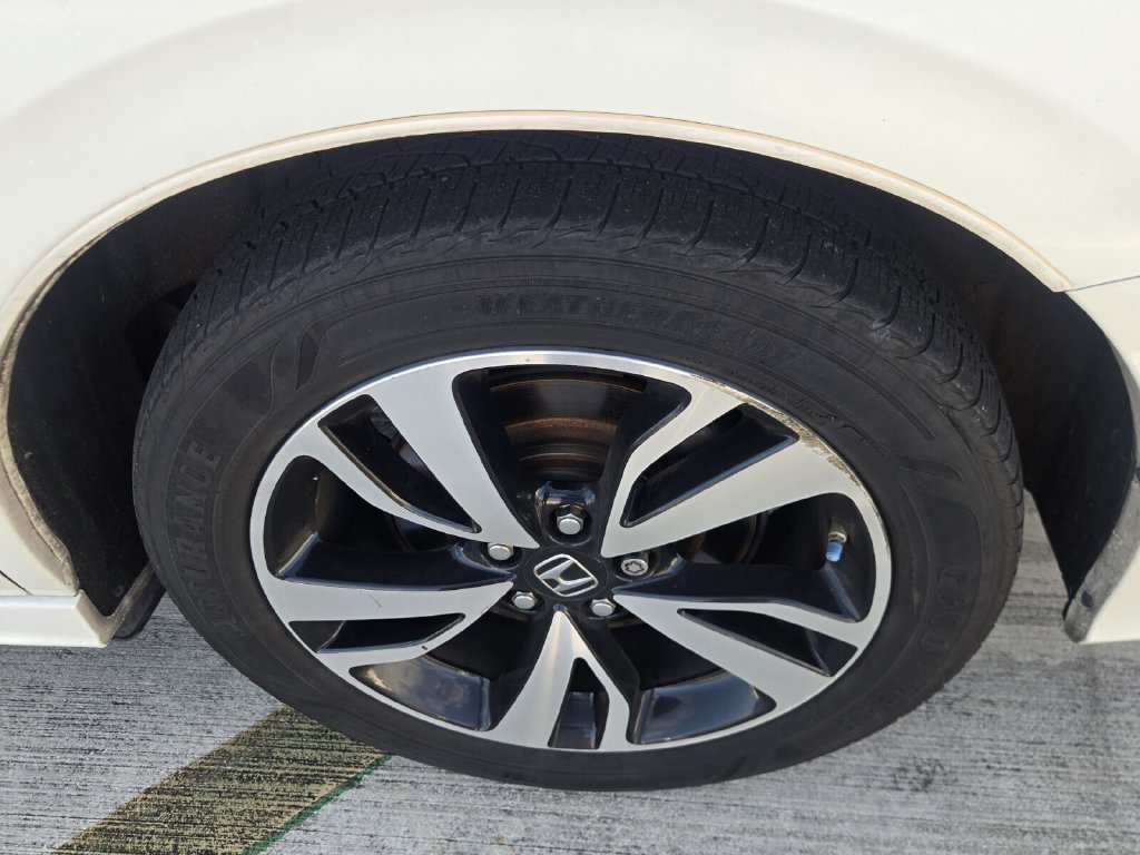 Used 2019 Honda Odyssey Elite image 5
