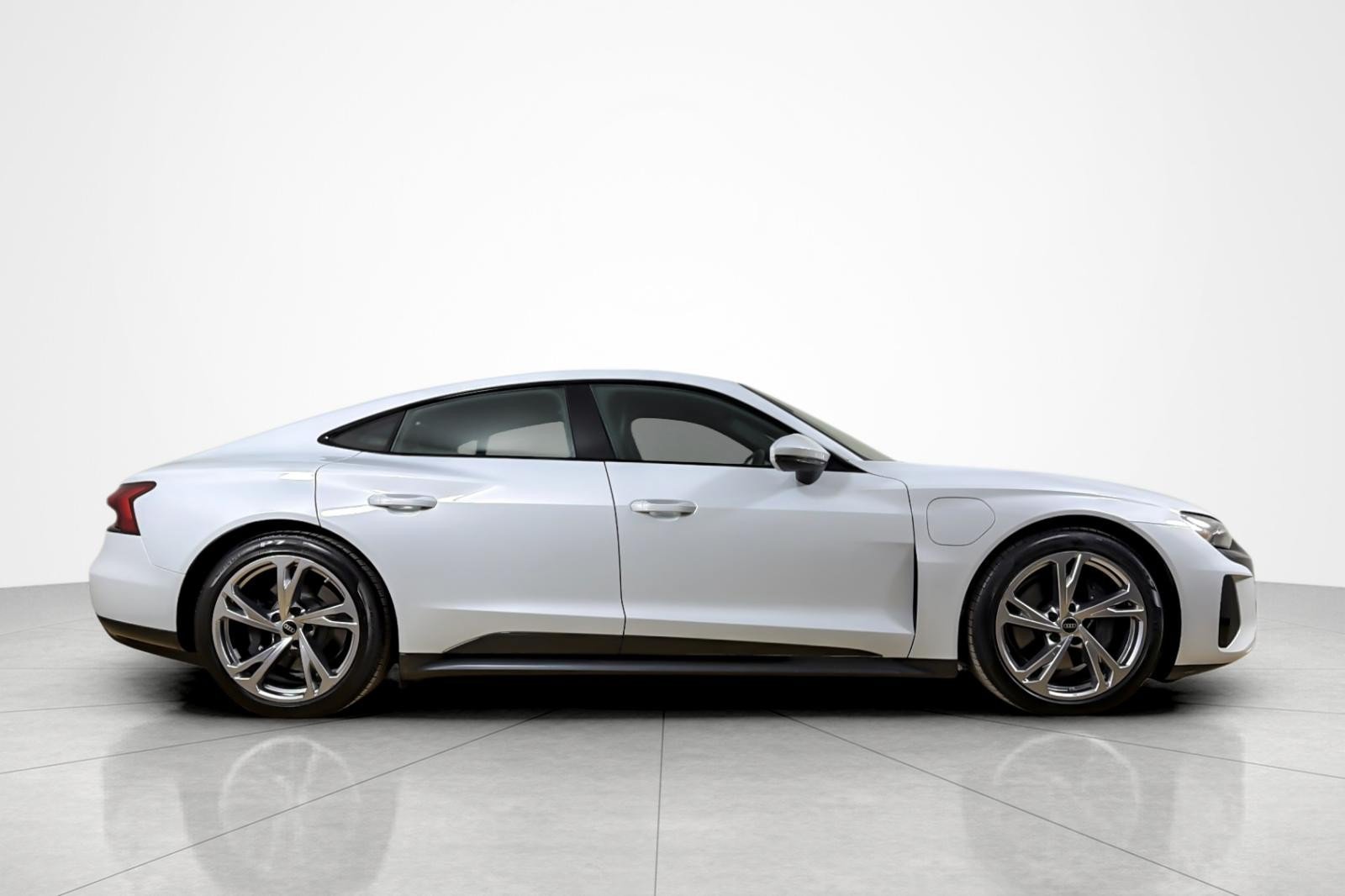 Used 2023 Audi e-tron GT Premium Plus w/ Executive Package AWD/4WD image 6