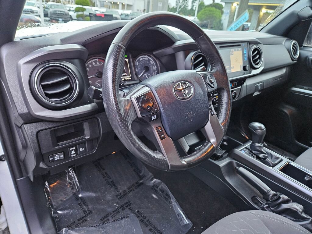 Used 2018 Toyota Tacoma SR5 image 16